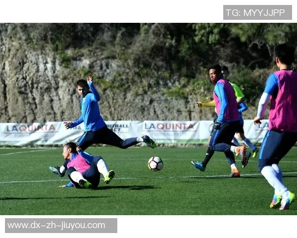 足球运动员性欲的影响因素与职业生涯的关系探讨